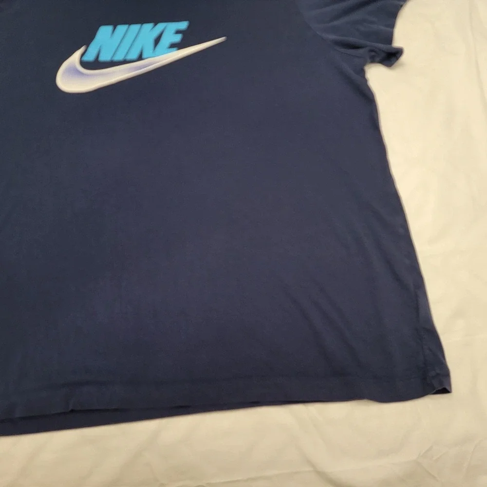 Nike Mens Swoosh Logo Graphic T-Shirt Navy Blue XXL DZ5171-410